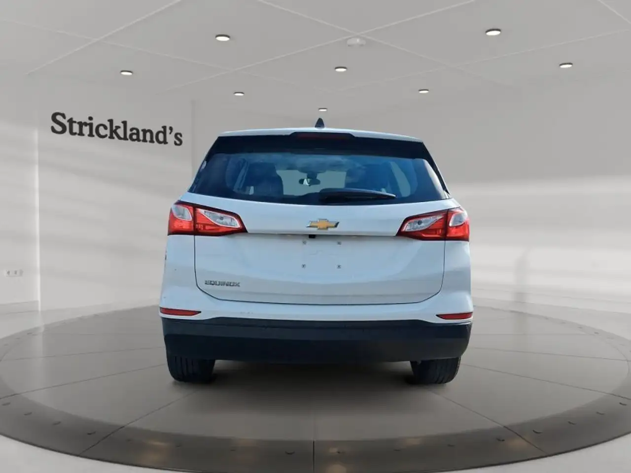 Chevrolet Equinox снимка Chevrolet Equinox
