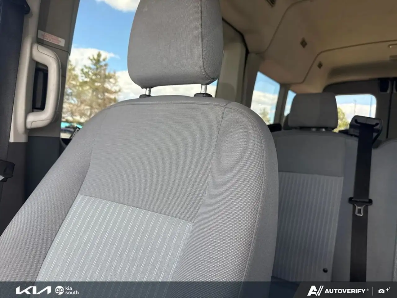 Ford Transit Passenger Wagon снимка Ford Transit Passenger Wagon