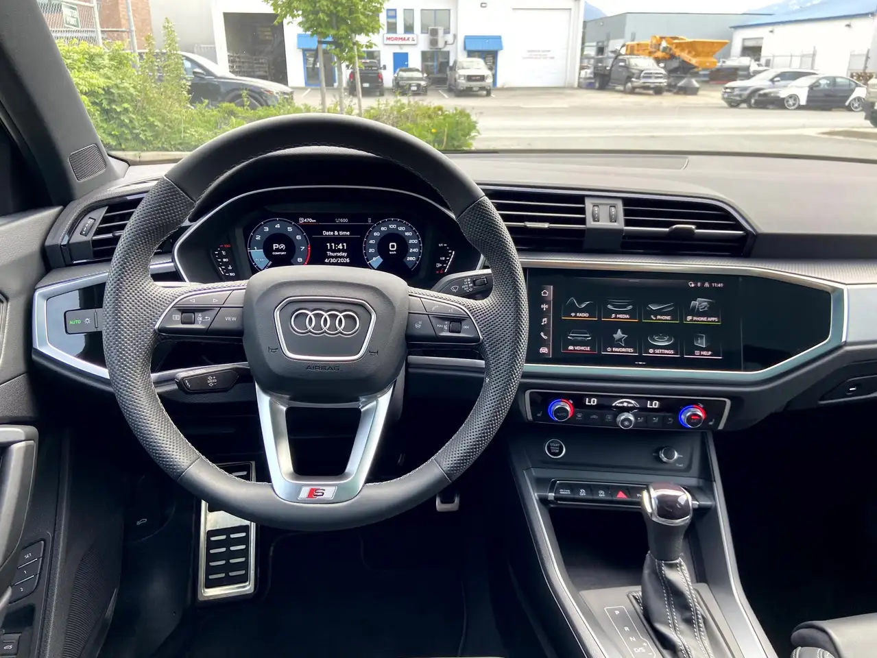 Audi Q3 fotografie Audi Q3
