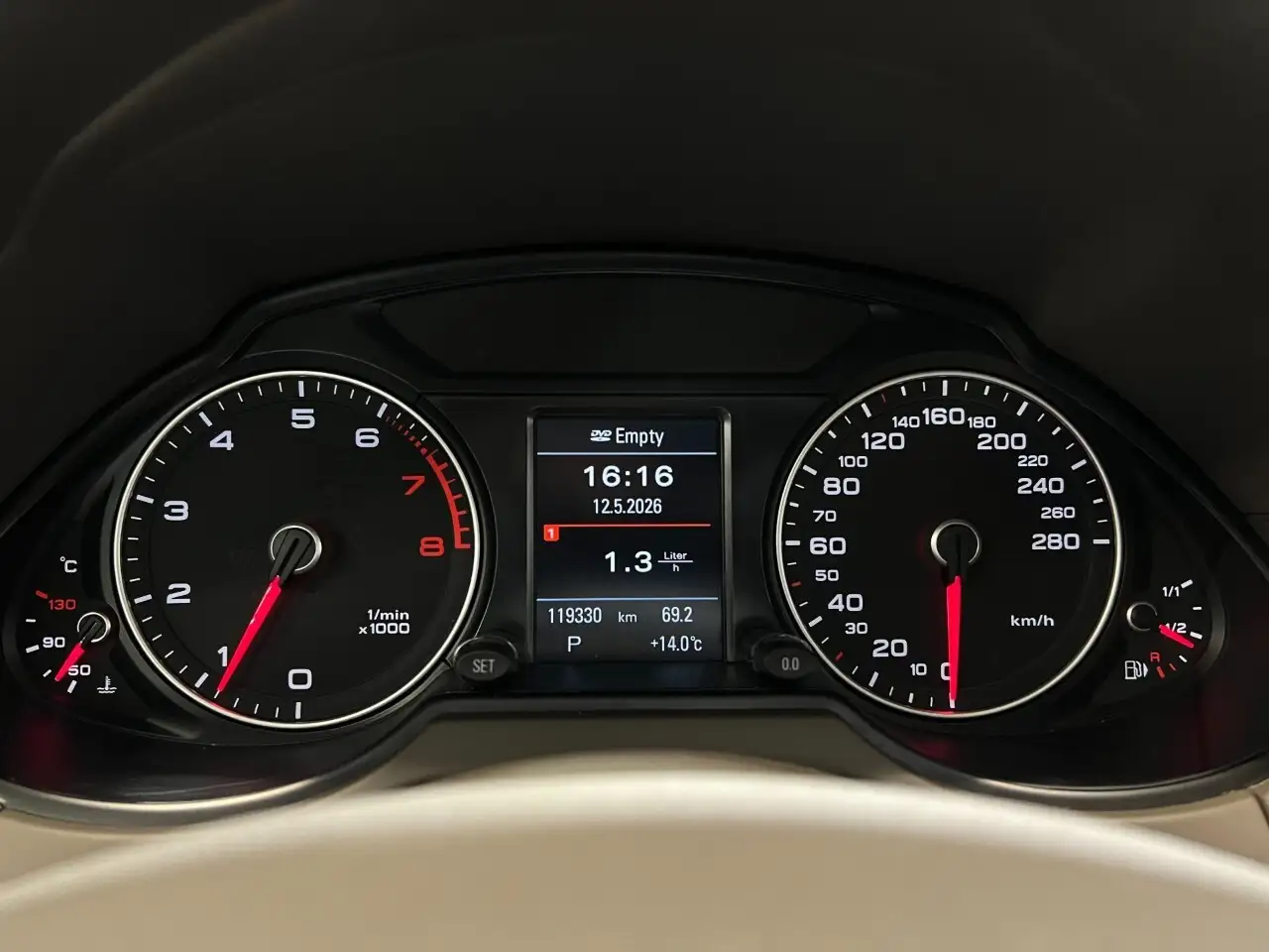 Audi Q5 photo Audi Q5