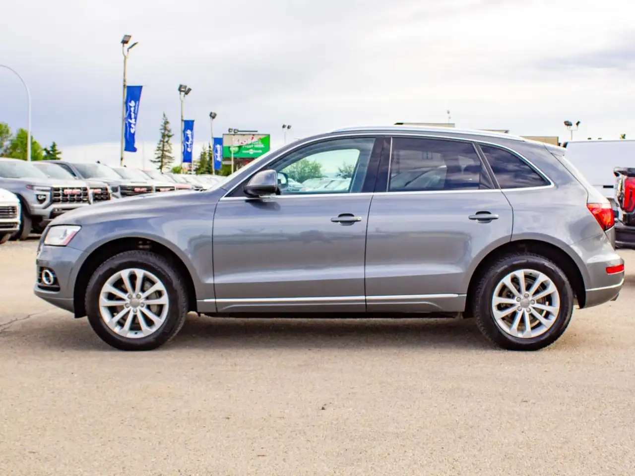 Audi Q5 снимка Audi Q5