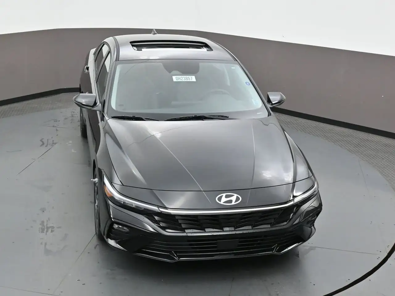 Hyundai ELANTRA снимка Hyundai ELANTRA