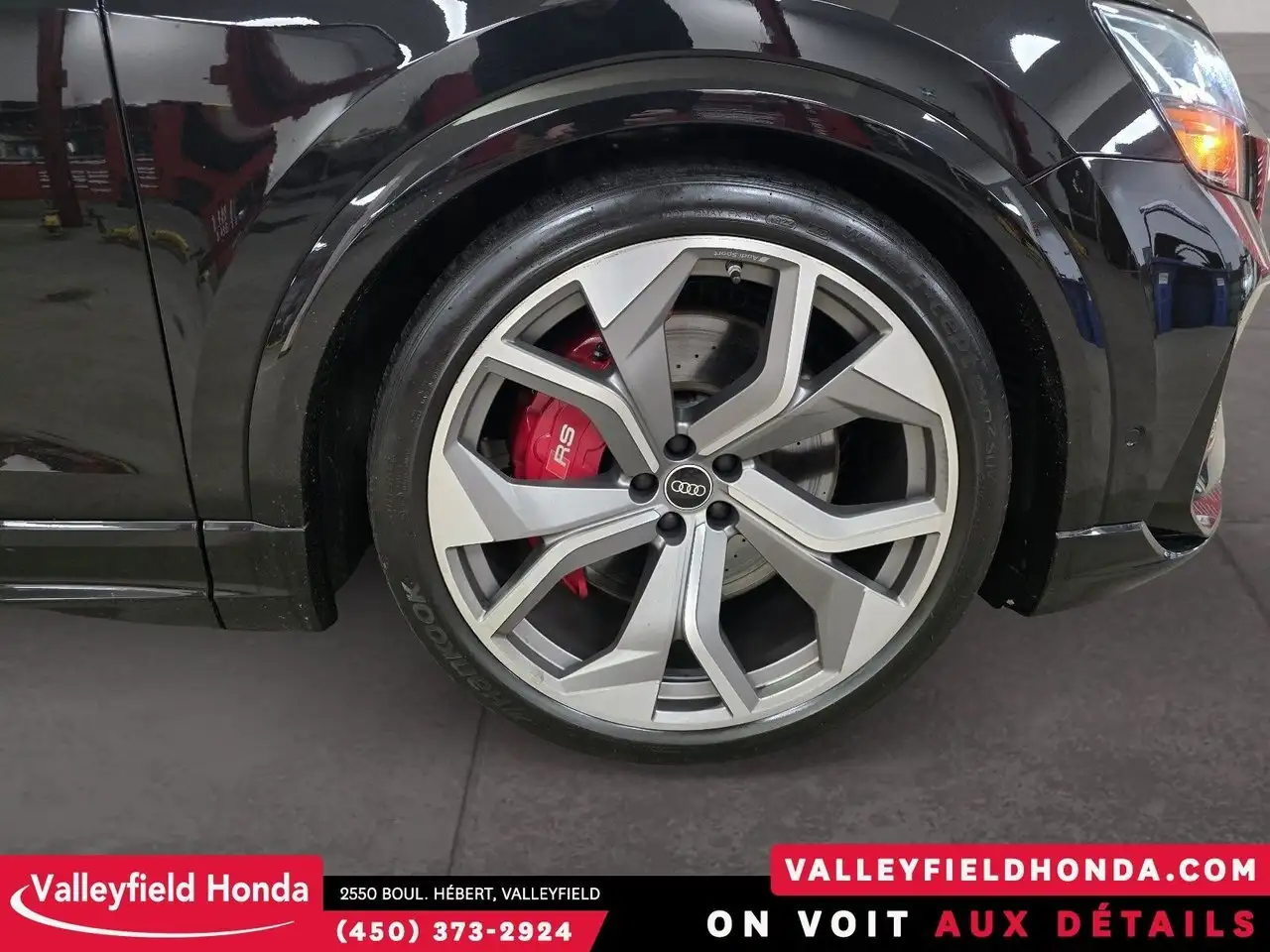Audi RS Q8 снимка Audi RS Q8