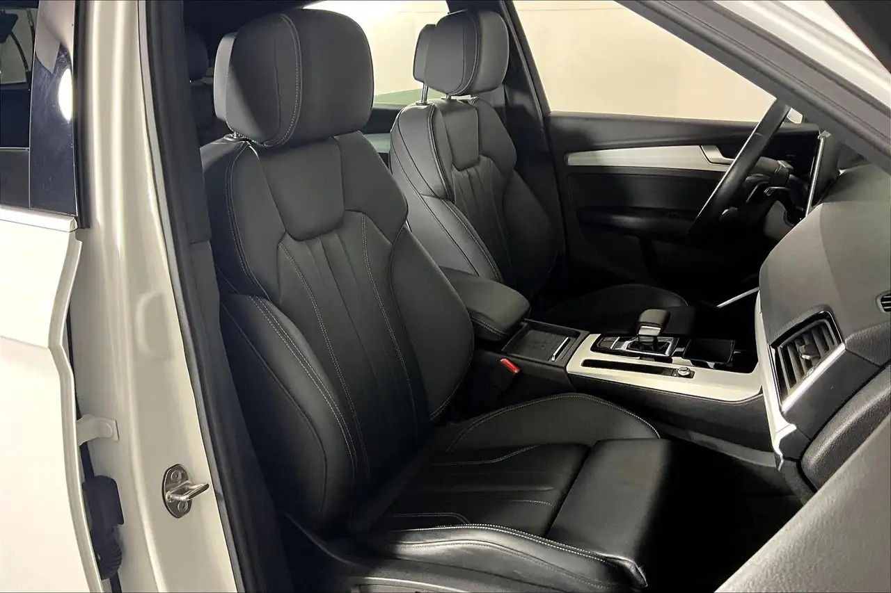 Audi Q5 снимка Audi Q5