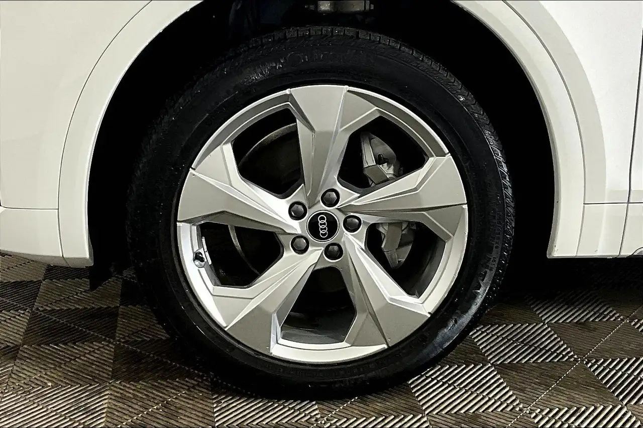 Audi Q5 снимка Audi Q5