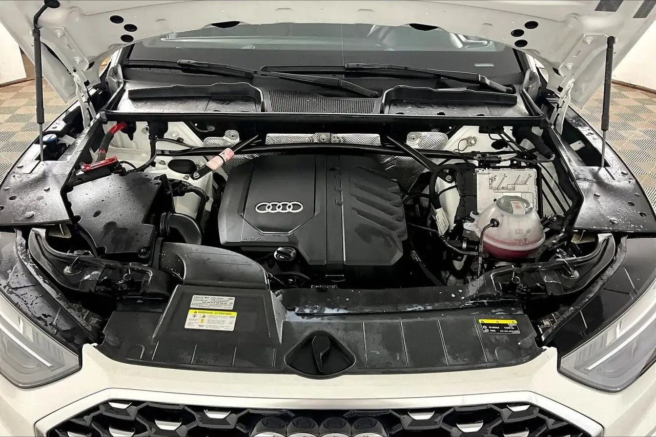 Audi Q5 снимка Audi Q5