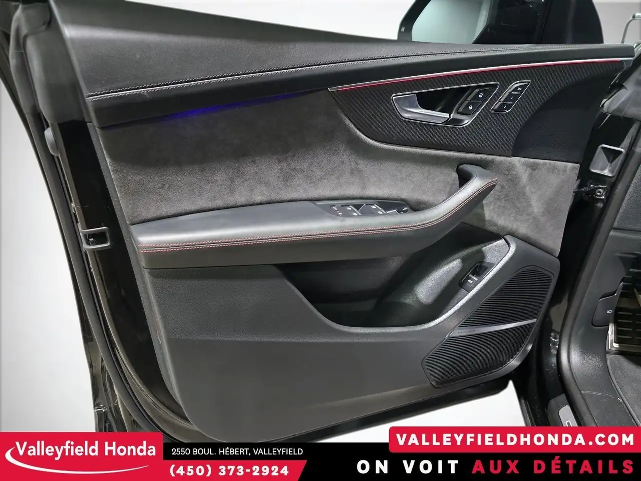 Audi RS Q8 снимка Audi RS Q8