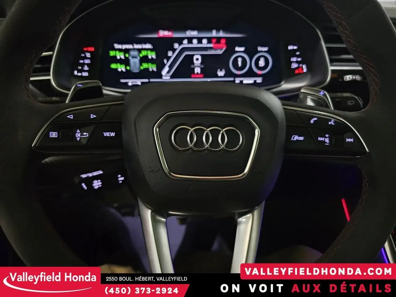 Audi RS Q8 снимка Audi RS Q8