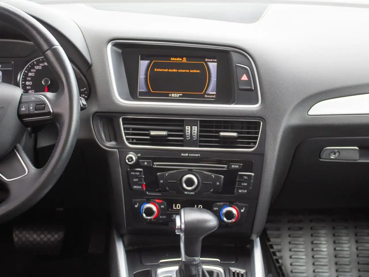 Audi Q5 снимка Audi Q5