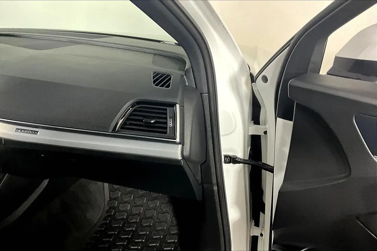 Audi Q5 снимка Audi Q5