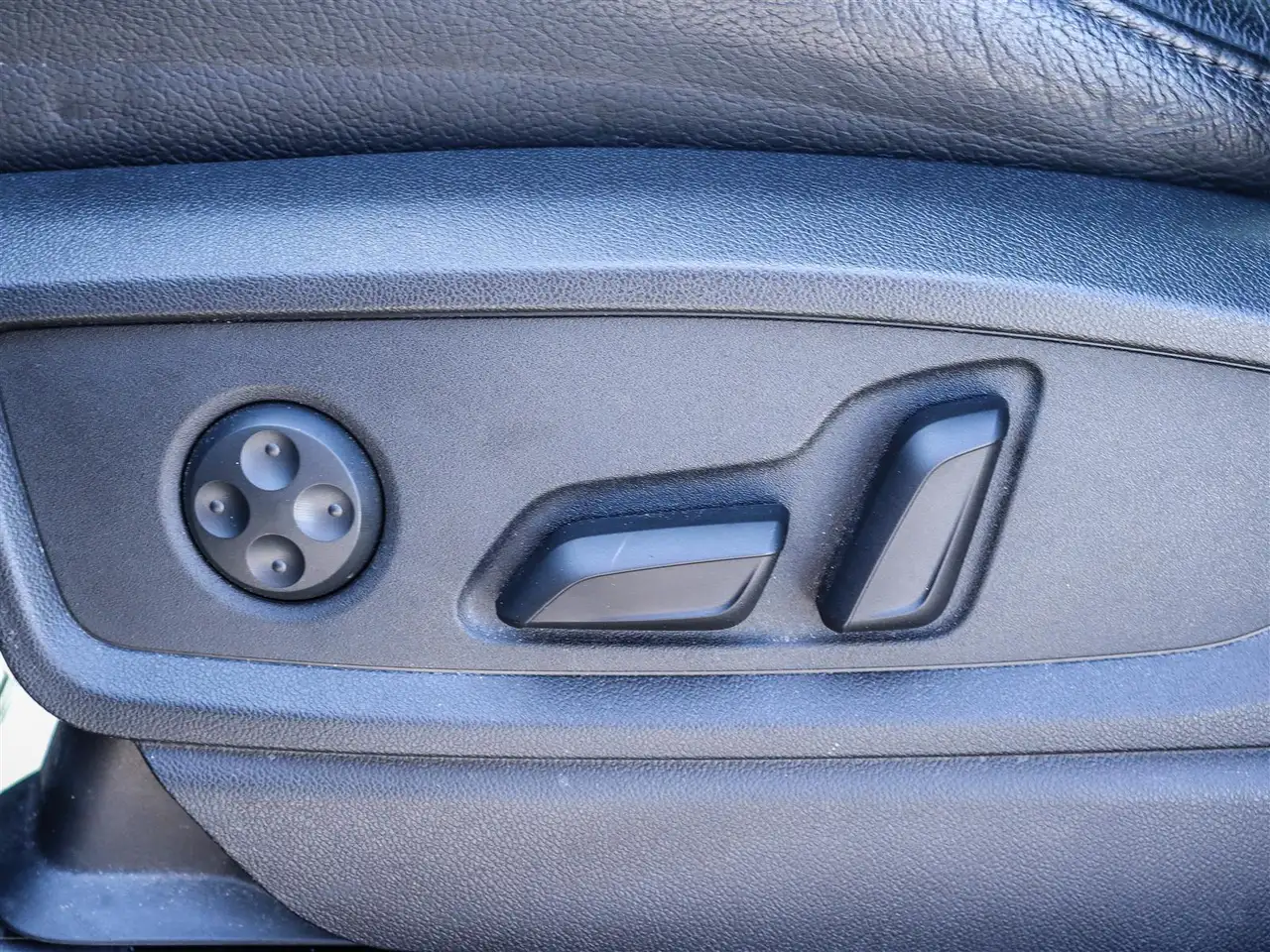 Audi Q5 снимка Audi Q5