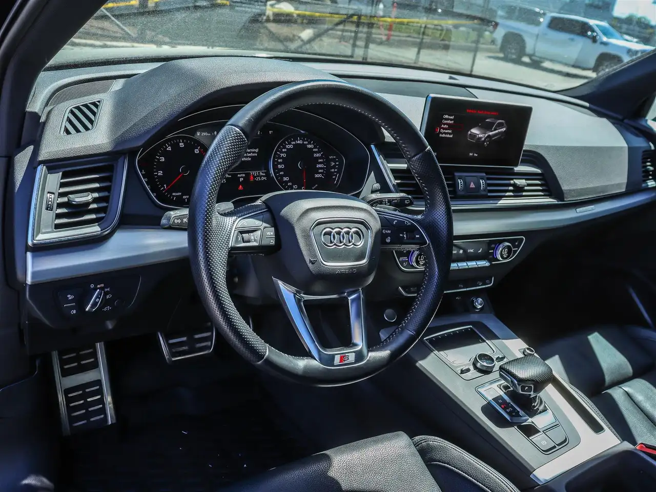 Audi Q5 снимка Audi Q5