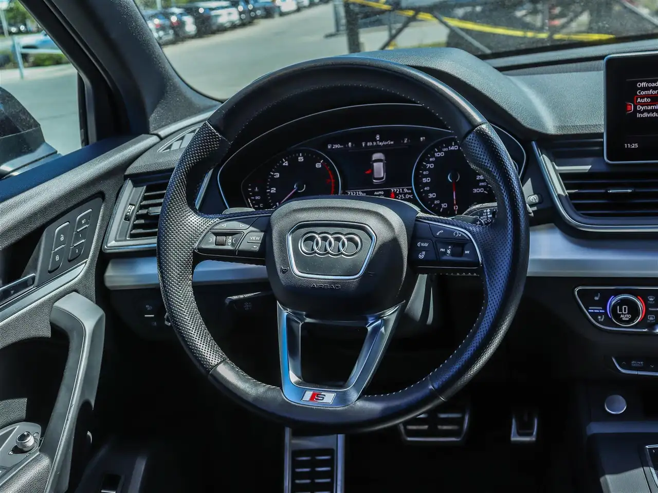 Audi Q5 снимка Audi Q5