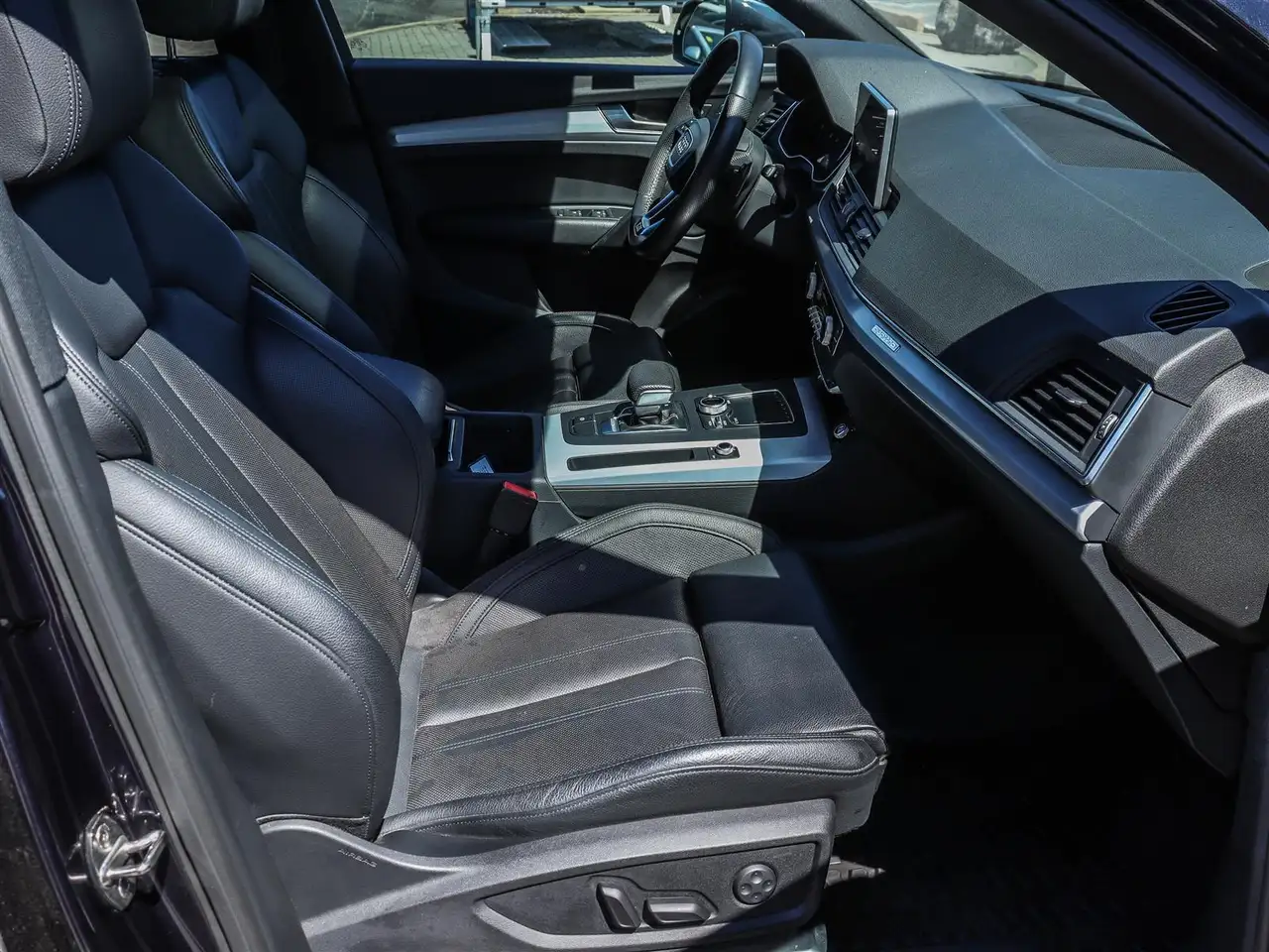Audi Q5 снимка Audi Q5