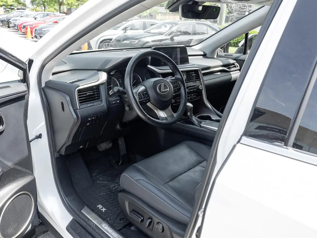 Lexus RX снимка Lexus RX