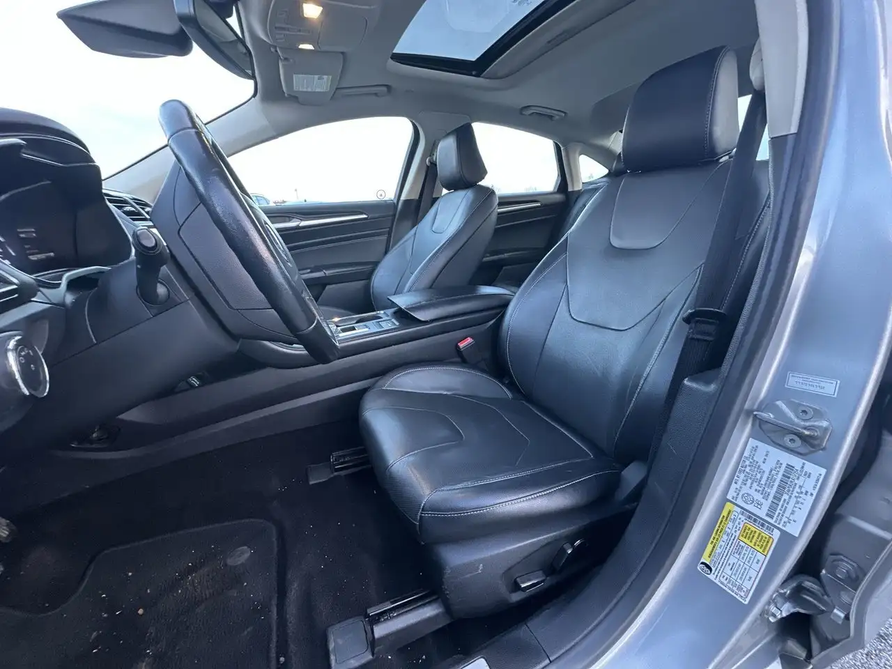 Ford Fusion Hybrid photo Ford Fusion Hybrid