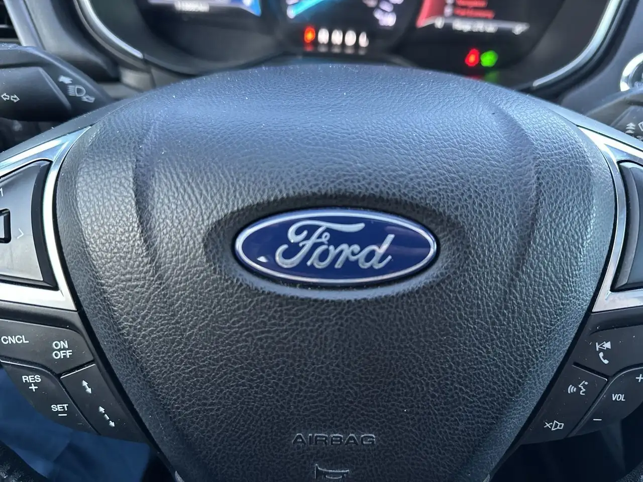 Ford Fusion Hybrid photo Ford Fusion Hybrid