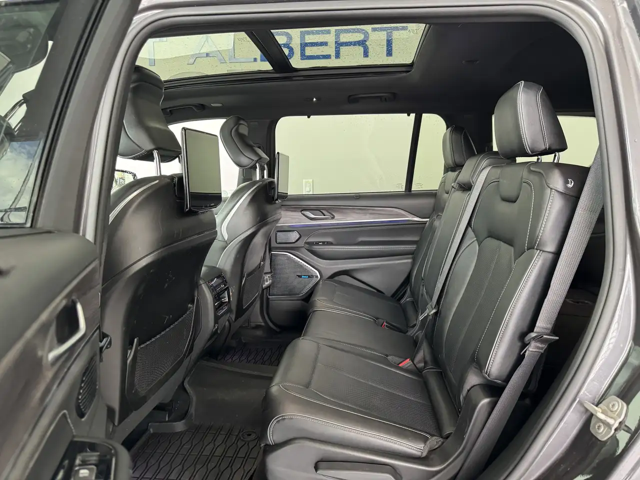 Jeep Grand Cherokee fotografie Jeep Grand Cherokee