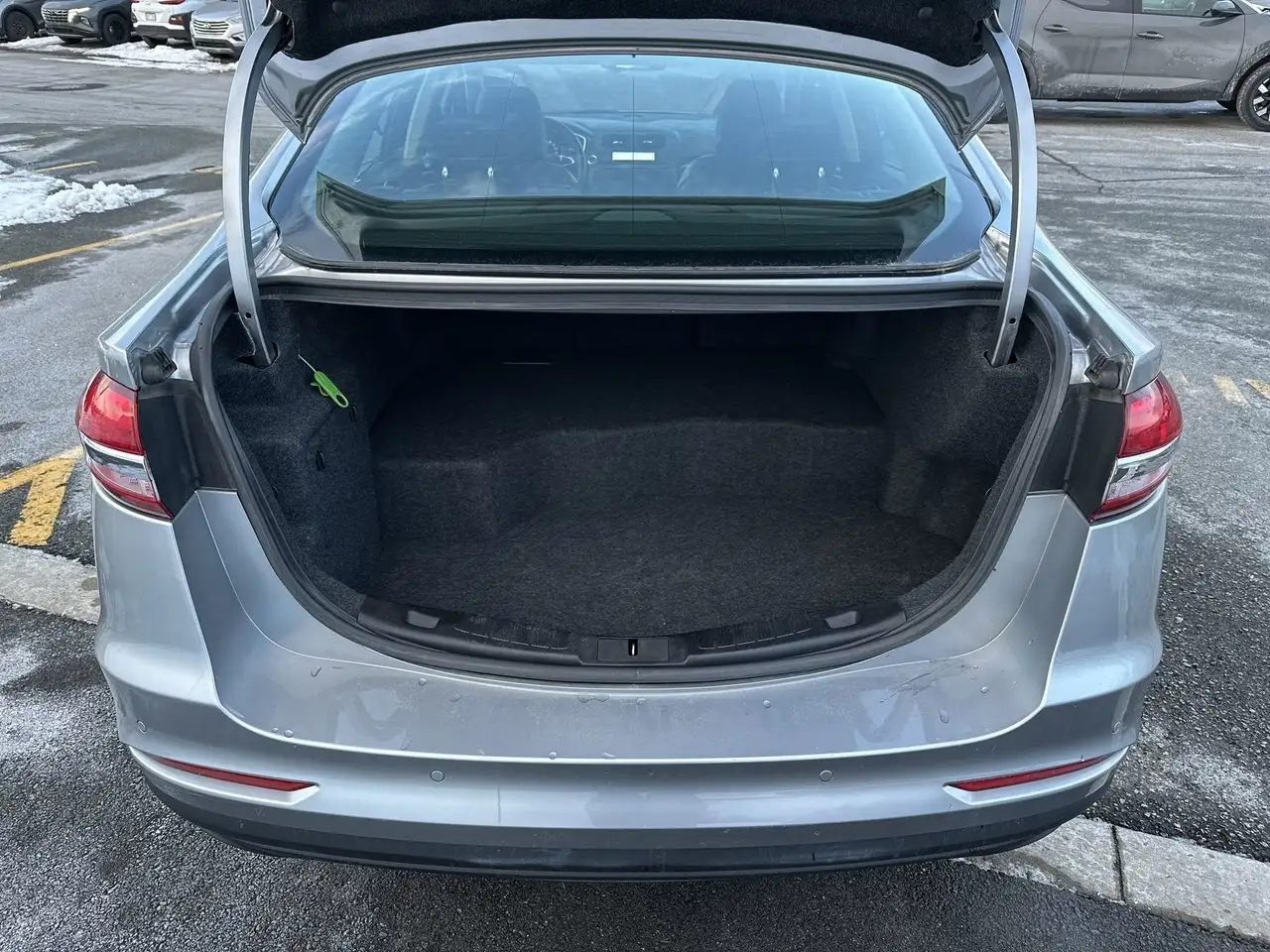 Ford Fusion Hybrid photo Ford Fusion Hybrid