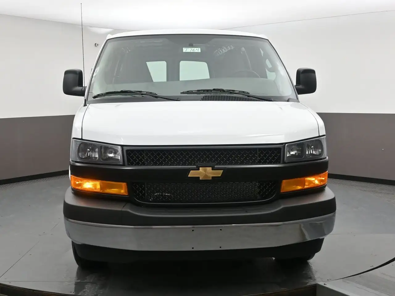 Chevrolet Express 2500 снимка Chevrolet Express 2500