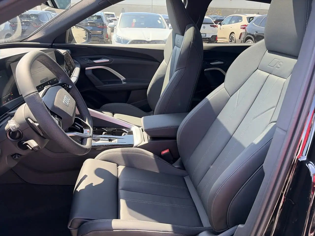 Audi Q5 снимка Audi Q5