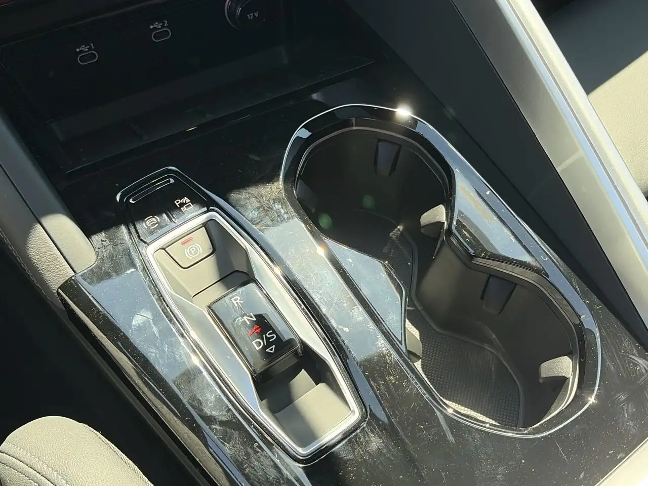 Audi Q5 снимка Audi Q5