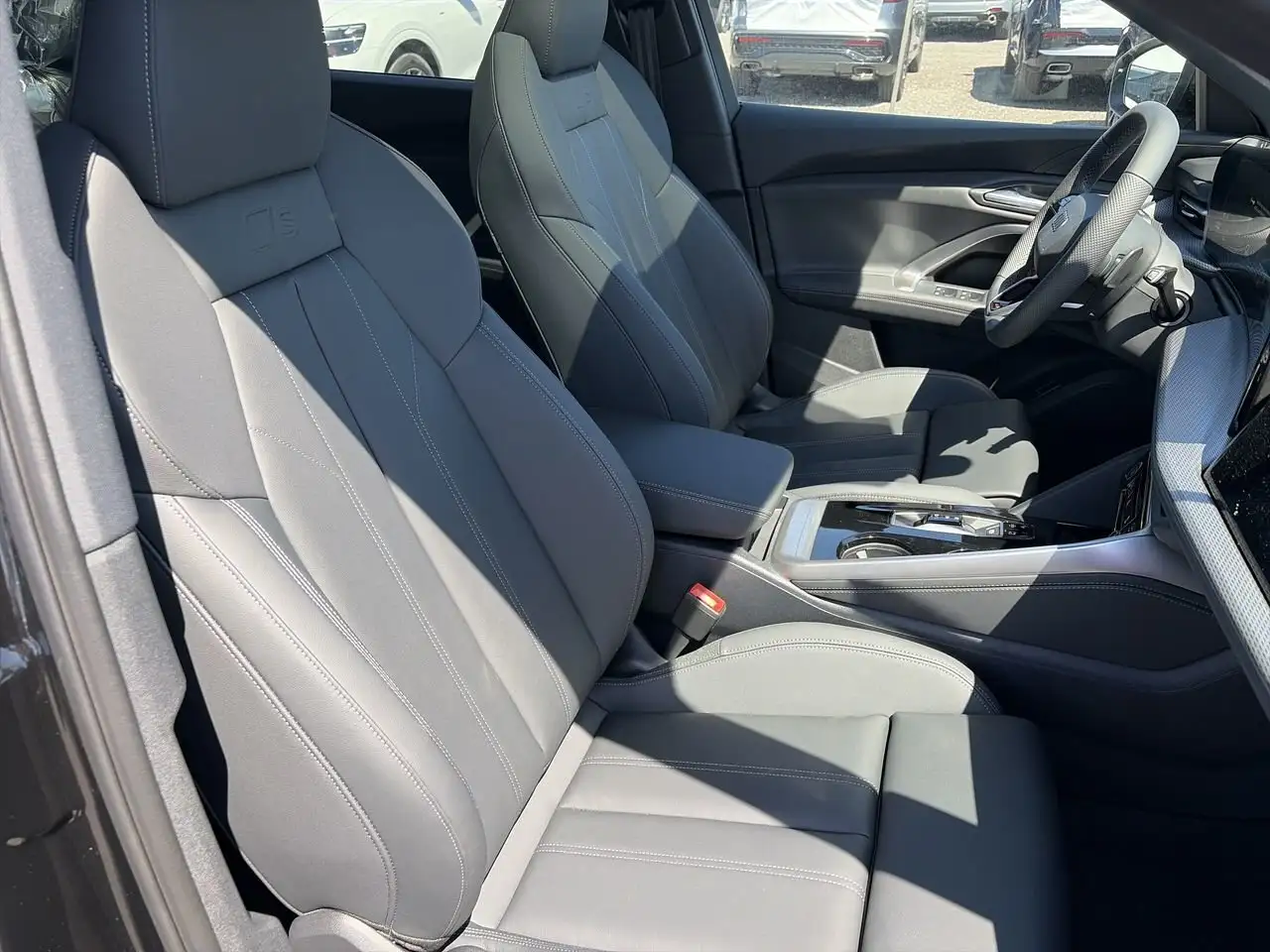 Audi Q5 снимка Audi Q5