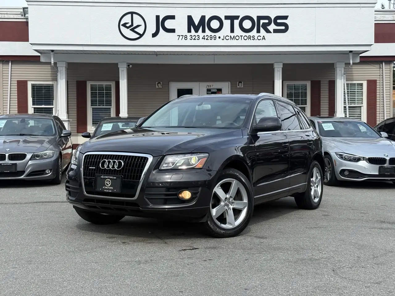 2012 Audi Q5 photo 2012 Audi Q5