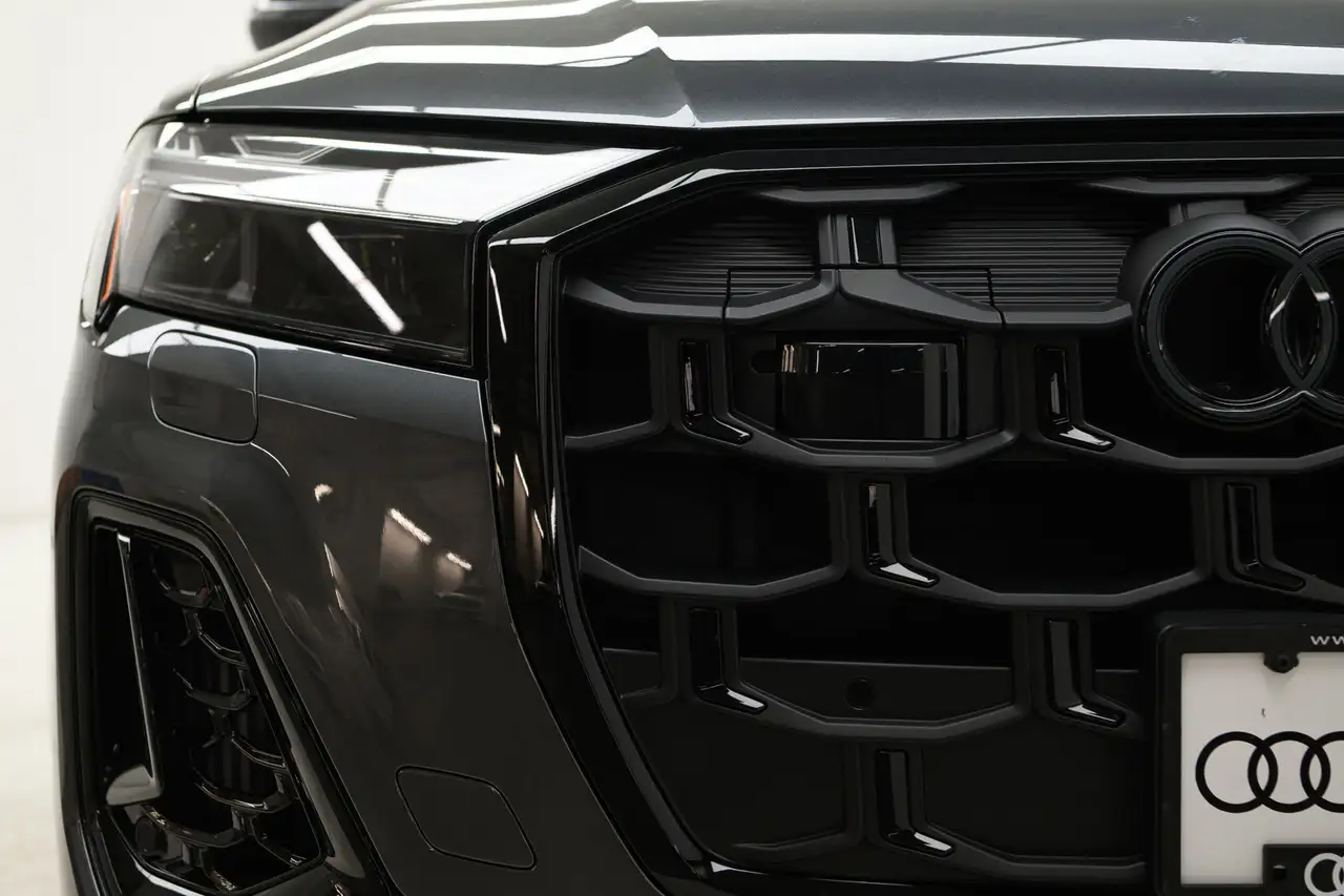 Audi Q7 снимка Audi Q7