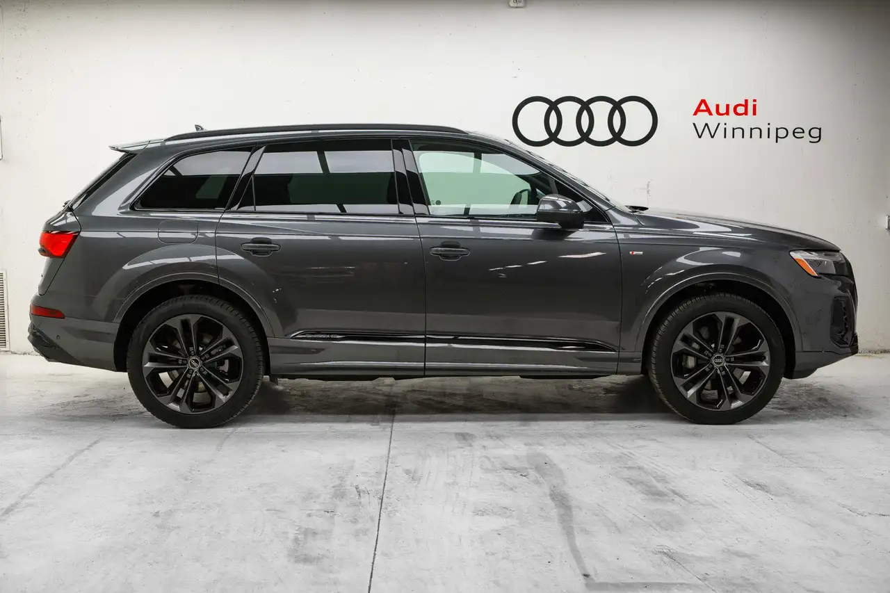 Audi Q7 снимка Audi Q7