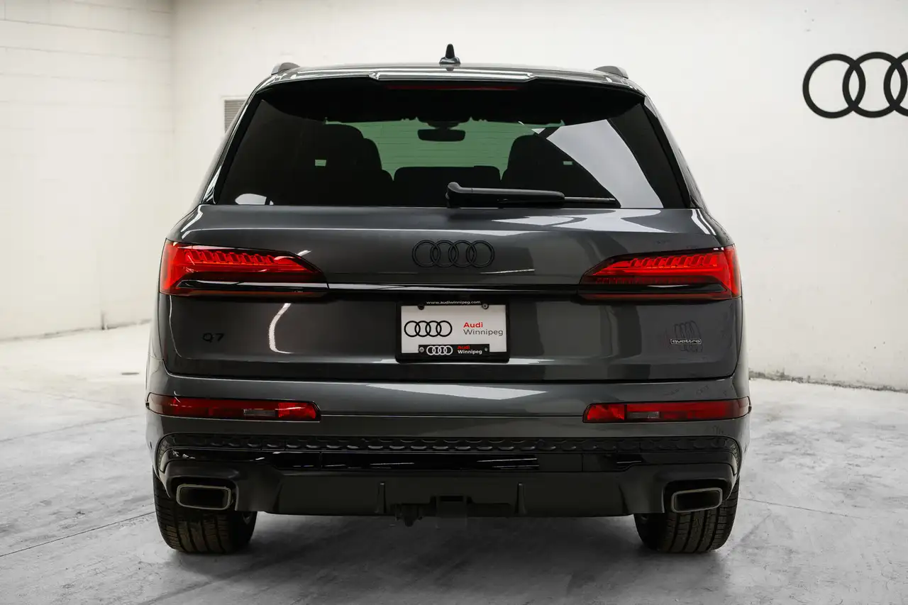 Audi Q7 снимка Audi Q7