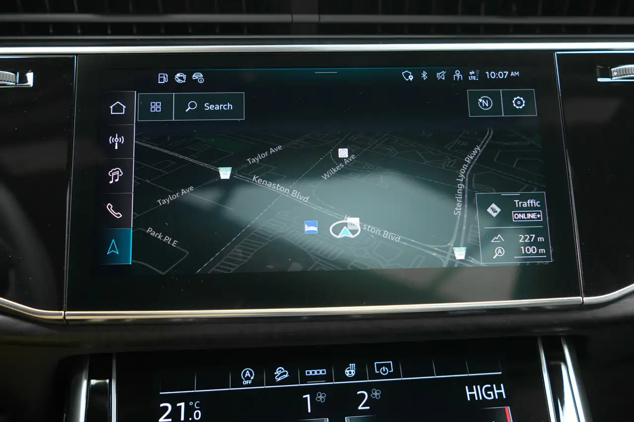Audi Q7 снимка Audi Q7
