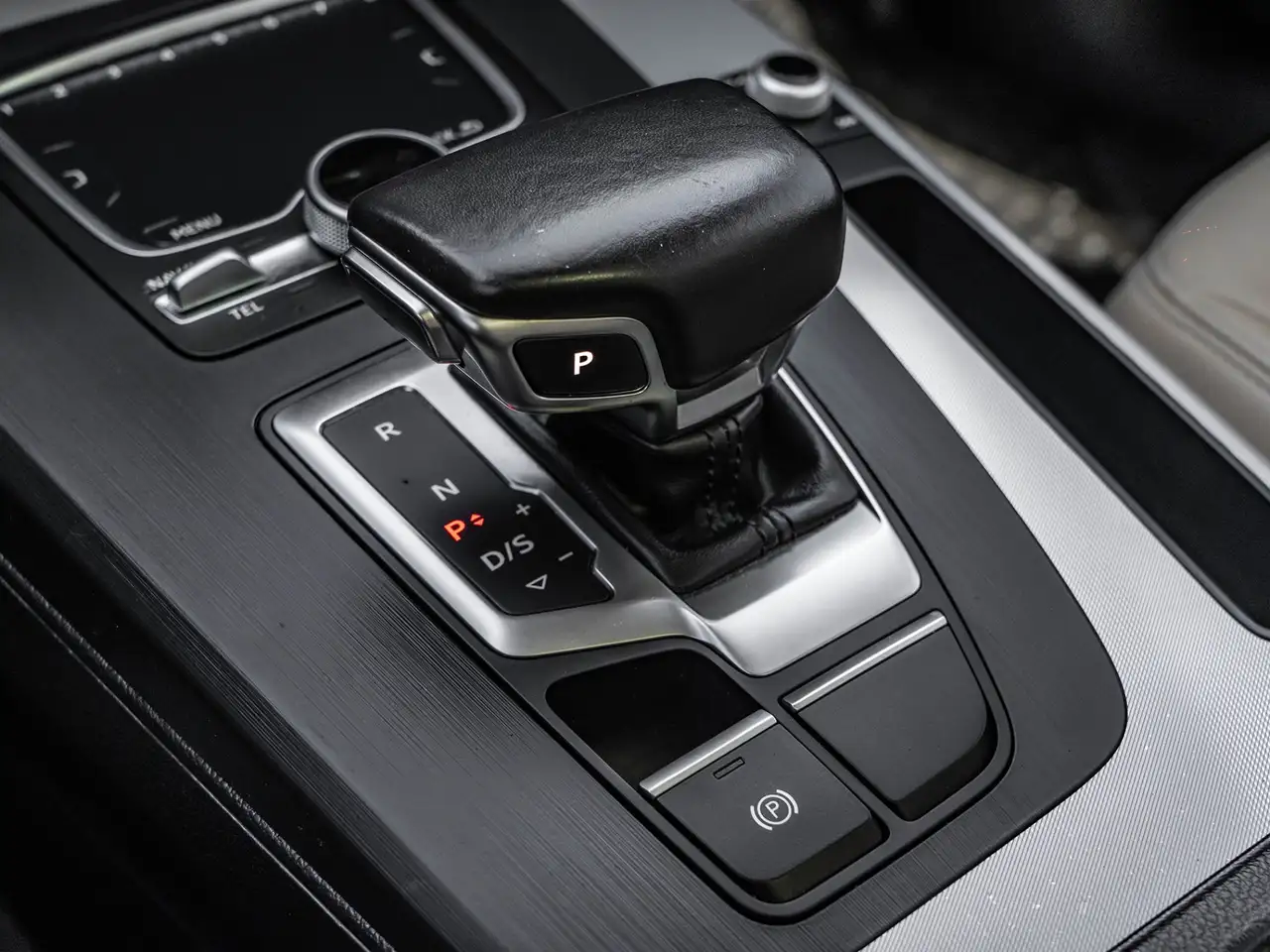 Audi Q5 снимка Audi Q5