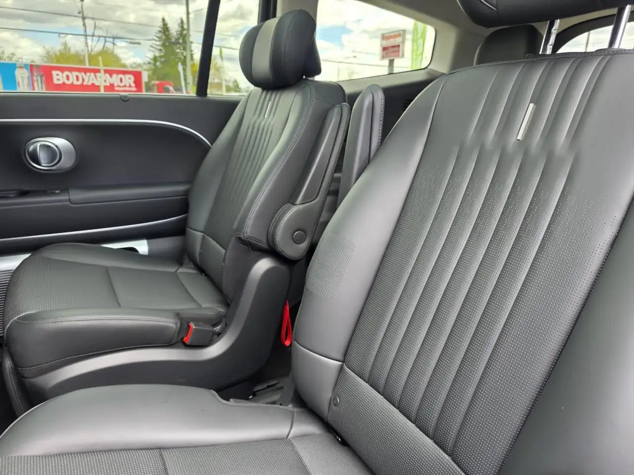 Hyundai IONIQ 9 снимка Hyundai IONIQ 9