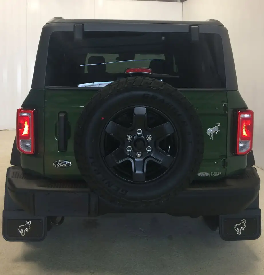 Ford Bronco photo Ford Bronco