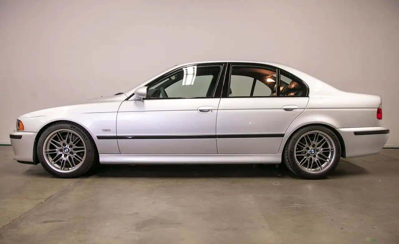 BMW 5 Series fotografie BMW 5 Series