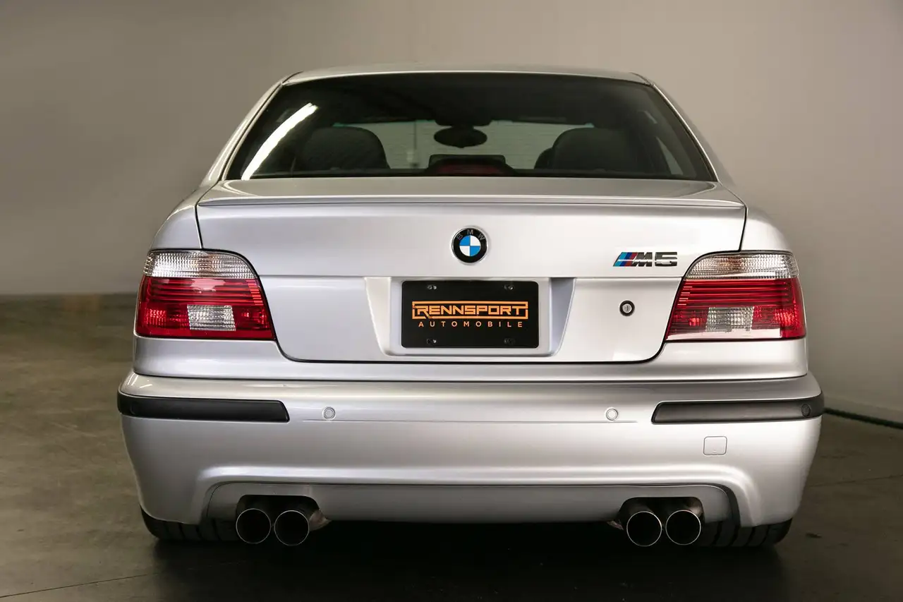 BMW 5 Series fotografie BMW 5 Series