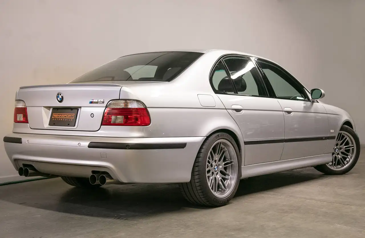BMW 5 Series fotografie BMW 5 Series