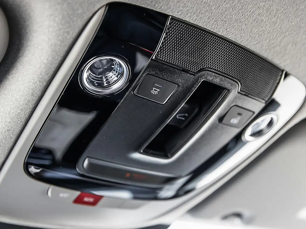 Kia Niro снимка Kia Niro