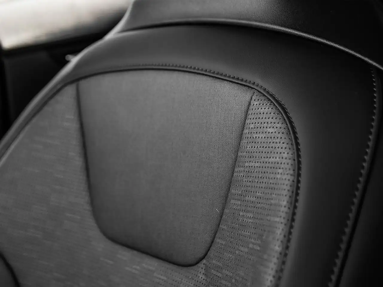 Kia Niro снимка Kia Niro