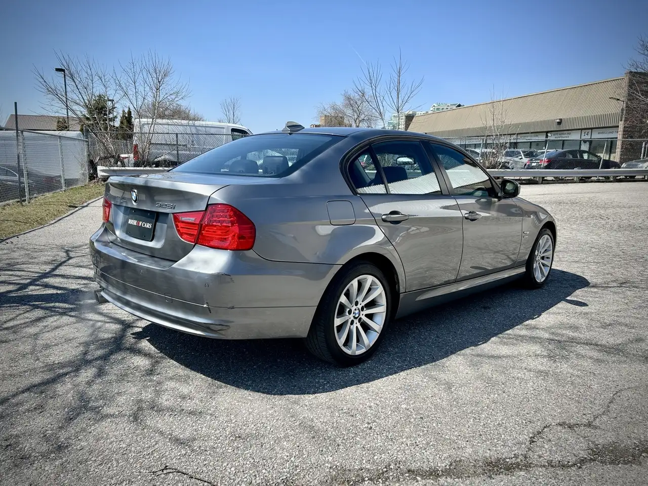 BMW 3 Series снимка BMW 3 Series