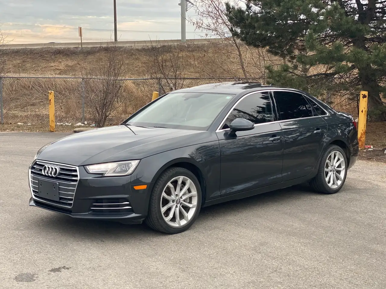 2017 Audi A4 photo 2017 Audi A4