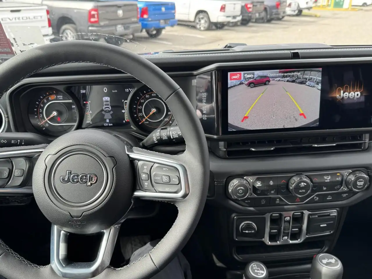 Jeep Wrangler снимка Jeep Wrangler