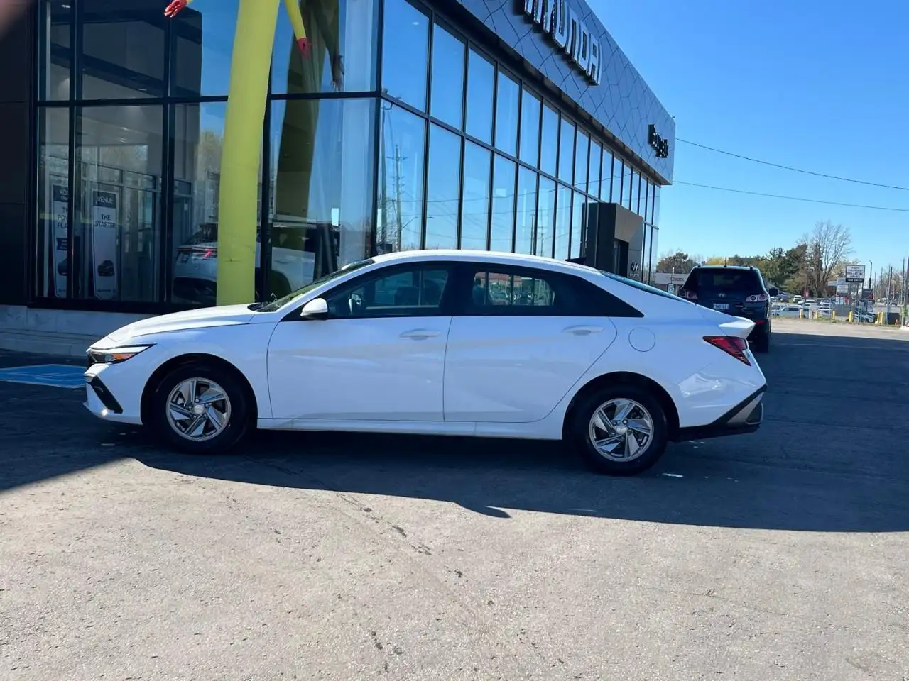 Hyundai ELANTRA снимка Hyundai ELANTRA