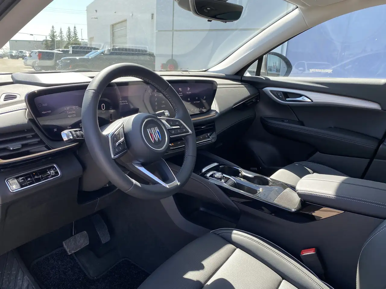 Buick Envision photo Buick Envision