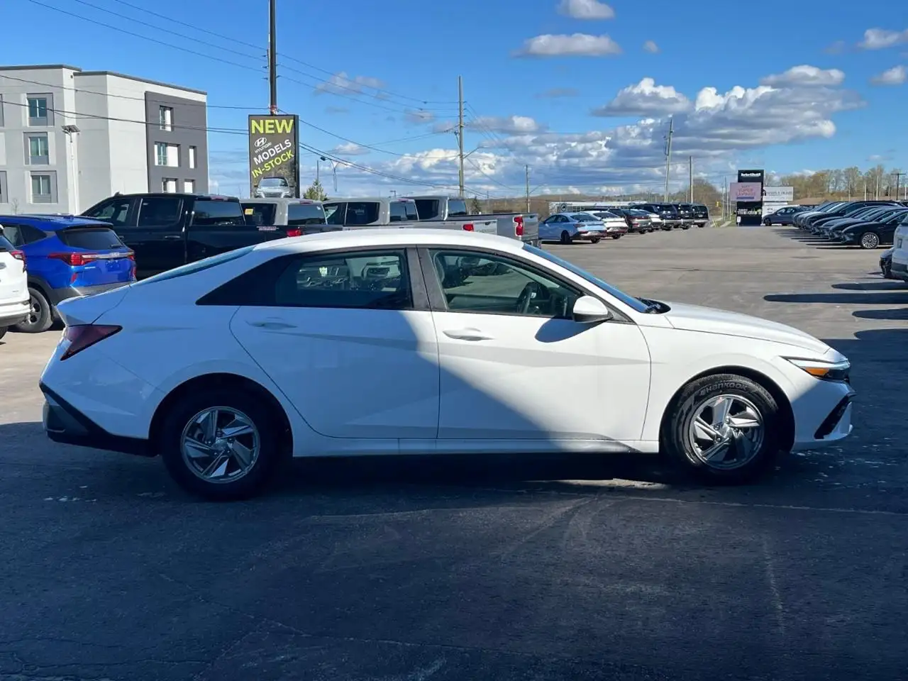 Hyundai ELANTRA снимка Hyundai ELANTRA
