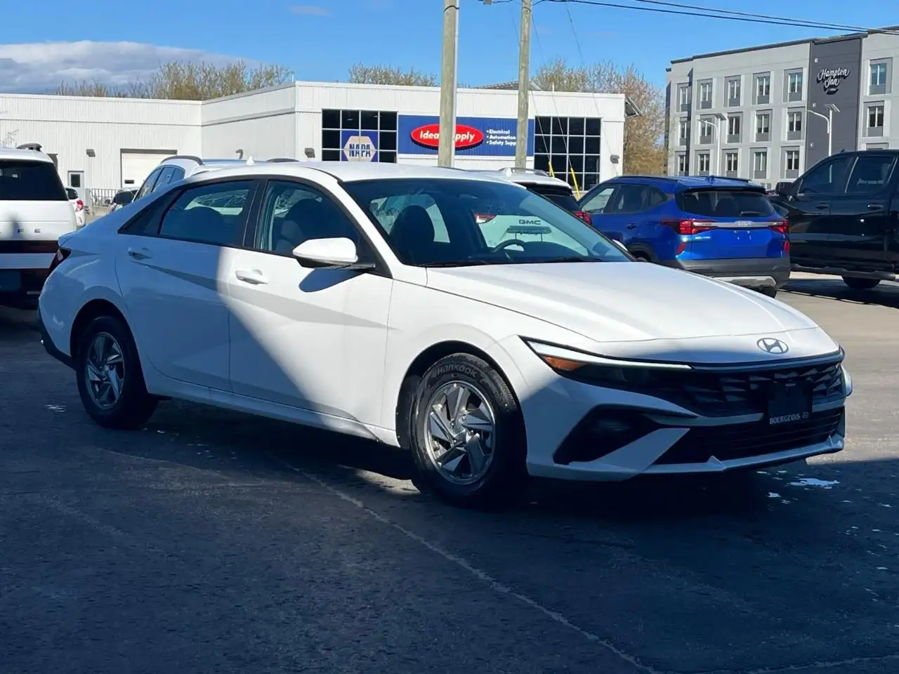 Hyundai ELANTRA снимка Hyundai ELANTRA