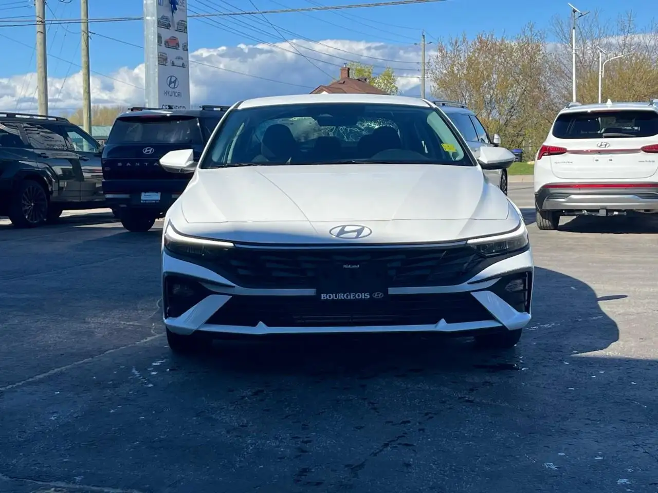Hyundai ELANTRA снимка Hyundai ELANTRA