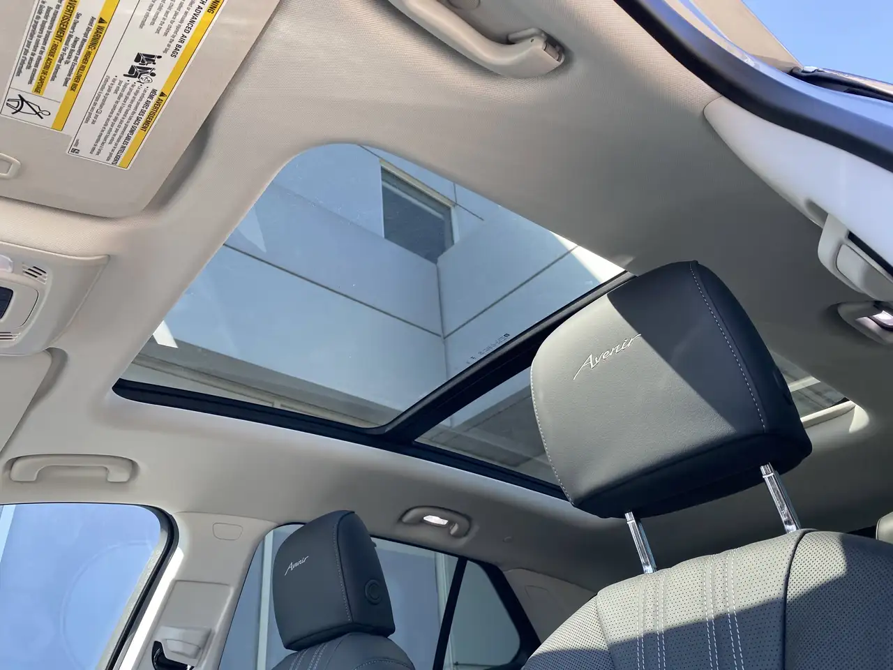 Buick Envision photo Buick Envision