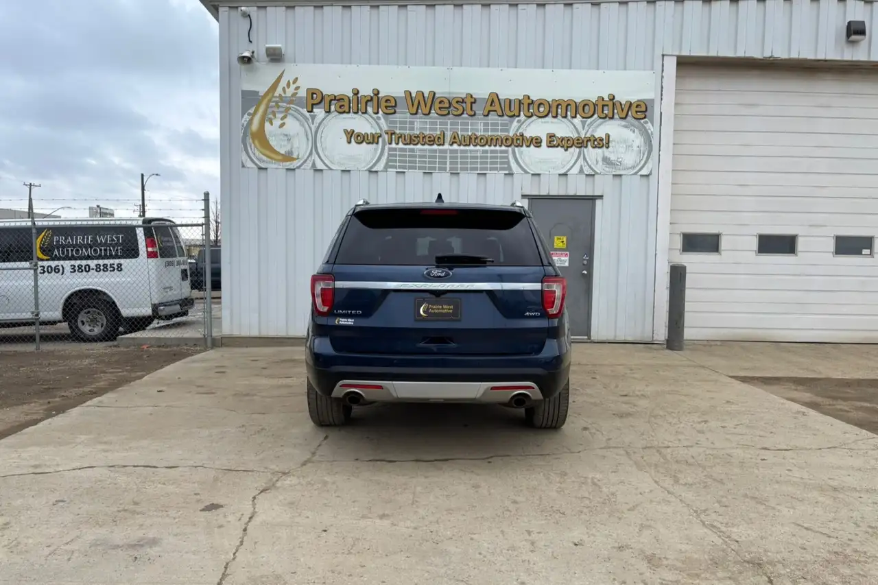 Ford Explorer photo Ford Explorer